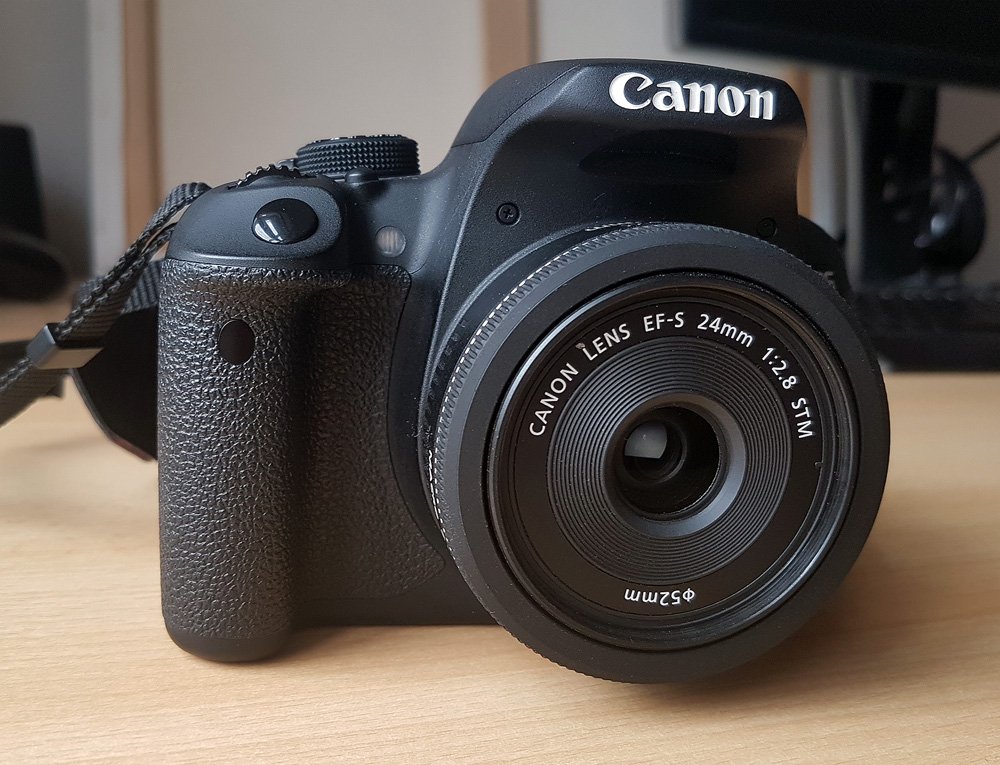 24mm (Mit f/2.8 ☀️ Test EF-S STM Canon Beispielbildern)